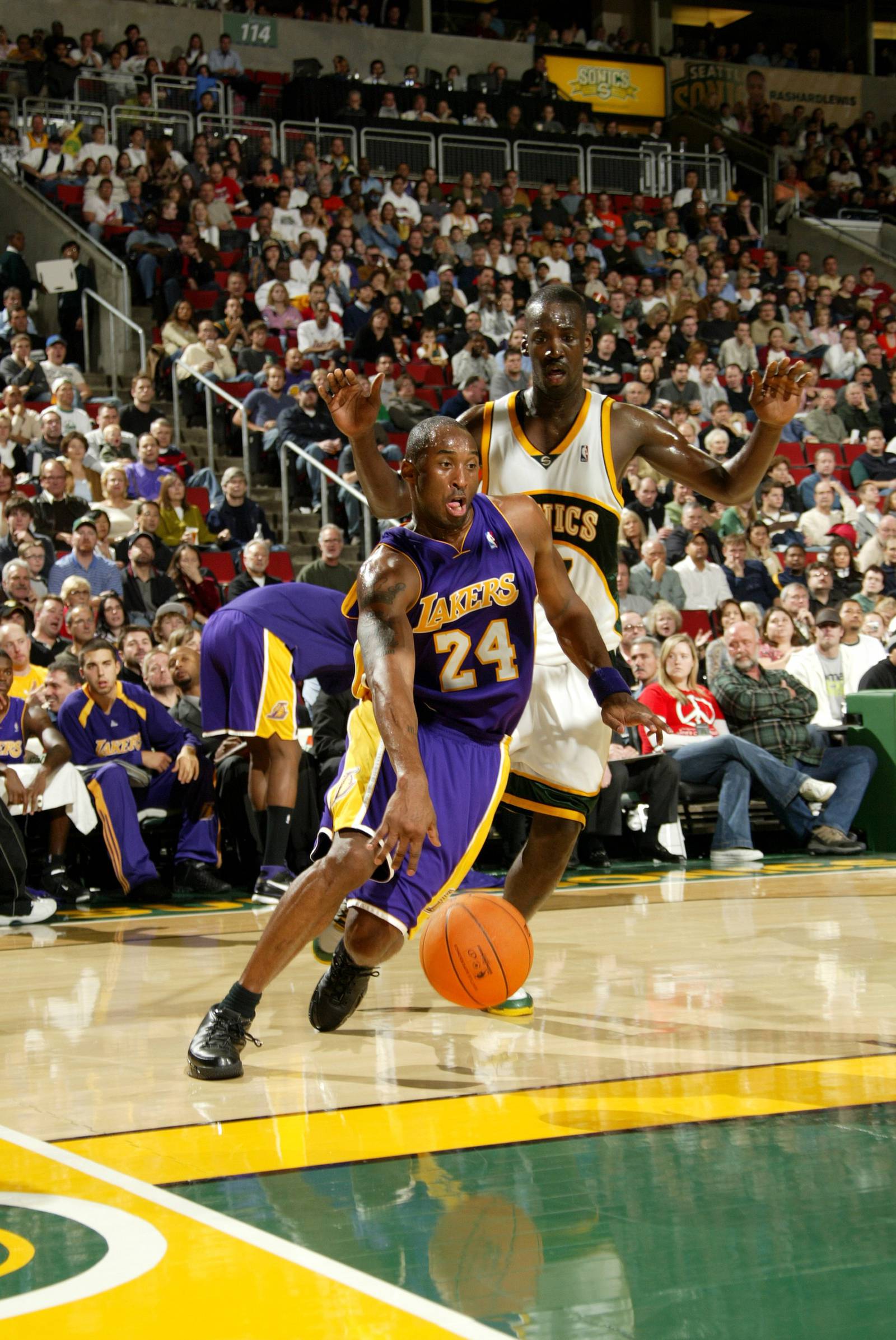 PHOTOS Kobe Bryant Lakers Vs Seattle Sonics Through The Years KIRO