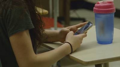 Parent, teacher groups urge social media companies to make apps safer for kids