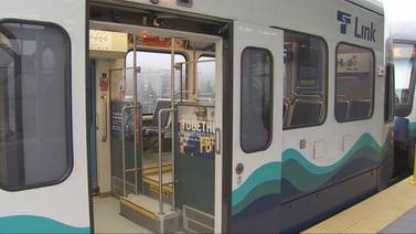Man dead in Capitol Hill light rail stabbing. UW station to Westlake station closed.