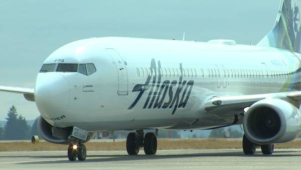 Alaska Airlines pilots vote to authorize strike