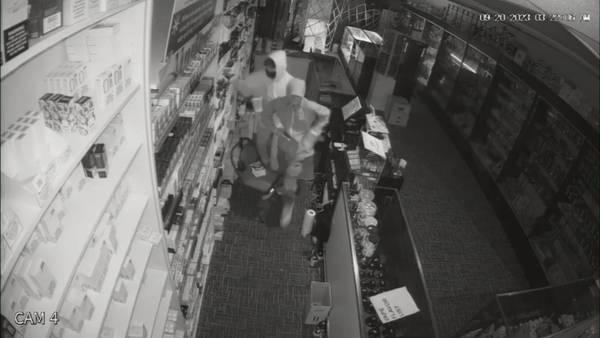 VIDEO: Smoke shop damaged in 7th smash-and-grab burglary