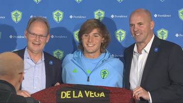 Seattle Sounders FC signs Argentine superstar forward Pedro de la Vega