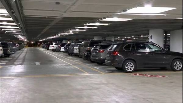 VIDEO: SEA parking garage near capacity, travelers urged to consider alternate transportation