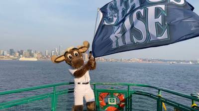 PHOTOS: Mariners postseason celebrated across Seattle