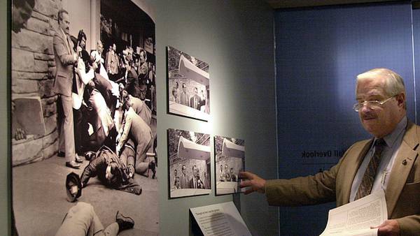 Ron Edmonds, who won Pulitzer for images at Reagan assassination attempt, dead at 77