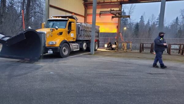 Road maintenance crews moving to 24/7 operations in Snohomish County