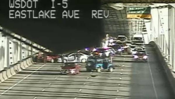 Southbound I-5 Express Lanes in Seattle reopen after crash