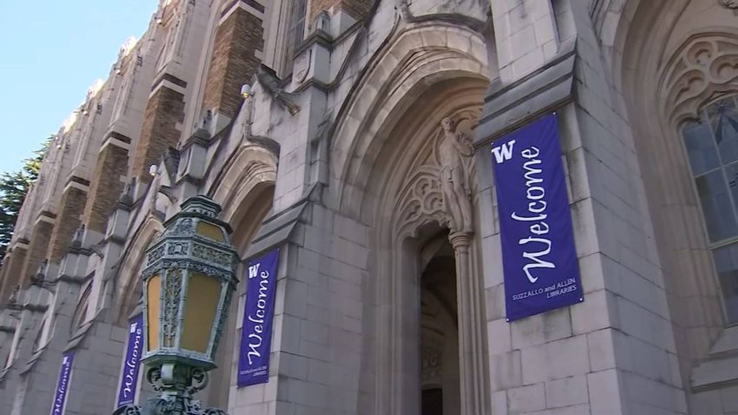 Students see big changes on UW movein day KIRO 7 News Seattle