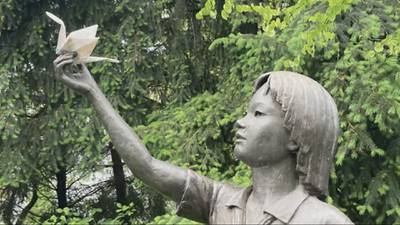 Police investigating theft of WWII tribute statue in Seattle