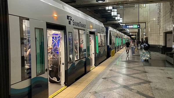 Link light rail service returns to normal at downtown Seattle stations