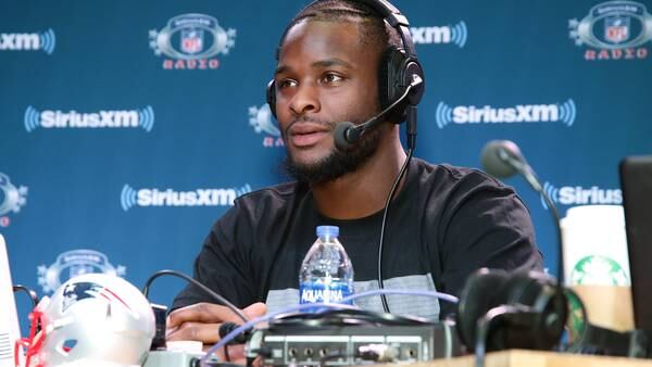 Le'Veon Bell says he was 'petty' during Steelers contract standoff, but wants to retire in Pittsburgh