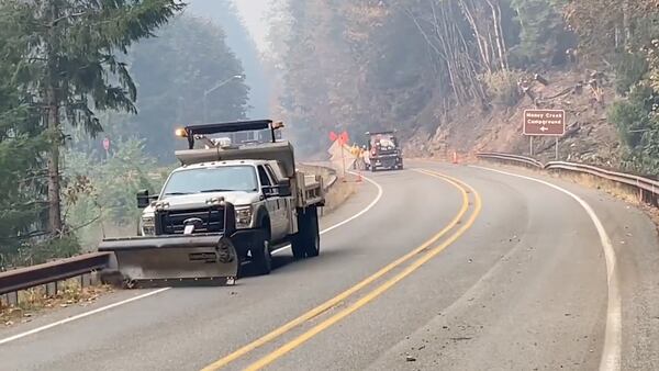 US 2 reopens as crews continue to respond to Bolt Creek Fire