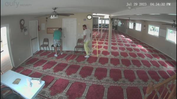 Federal Way mosque asks public for help after break-in