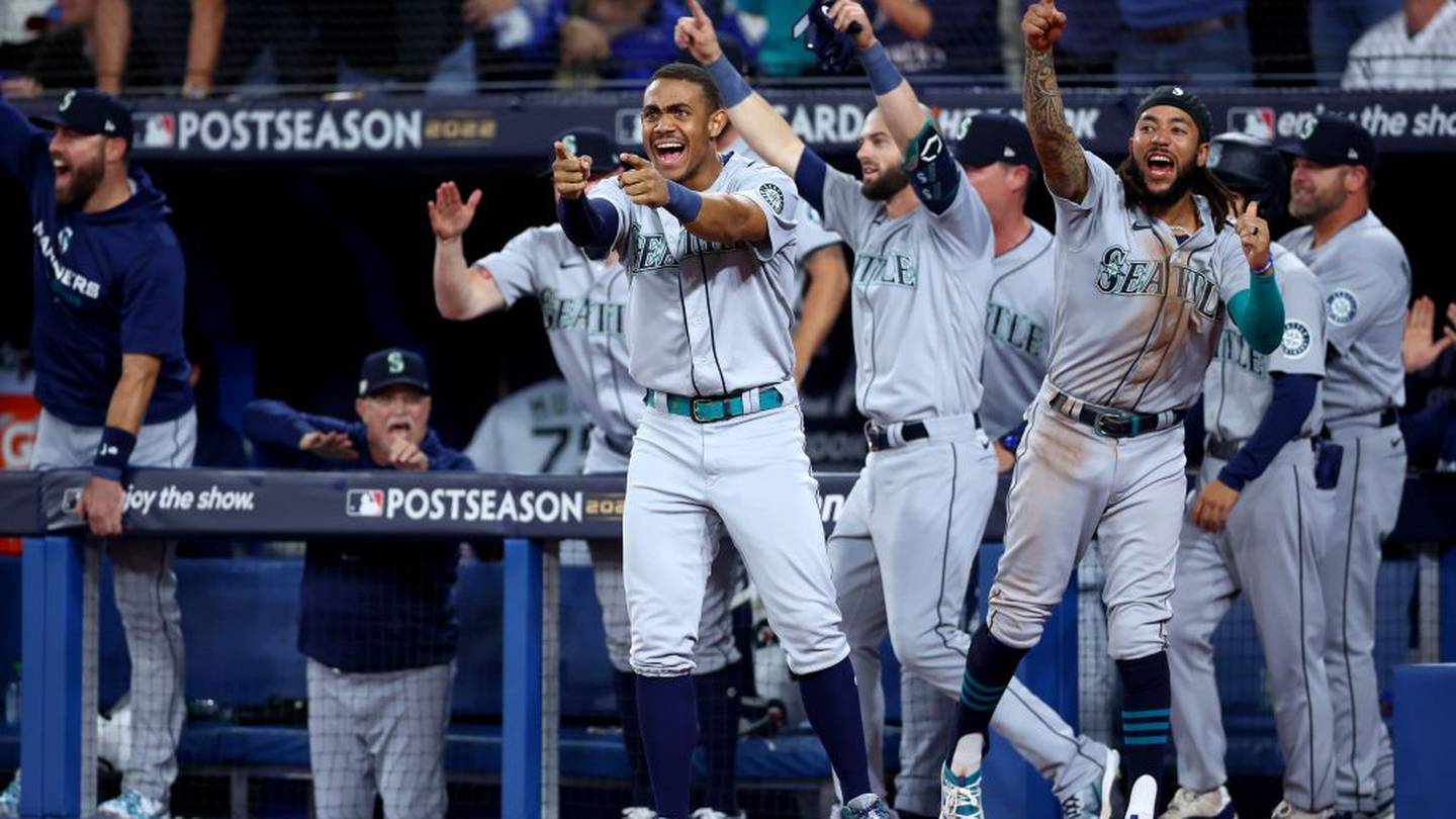 Seattle Mariners on X: Good start to the weekend! #SeaUsRise