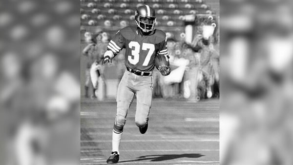 Jimmy Johnson, Hall of Fame defensive back, dies at 86