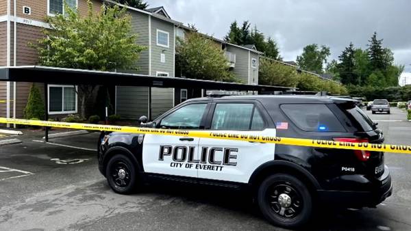 VIDEO: Two dead after a murder-suicide in a South Everett apartment