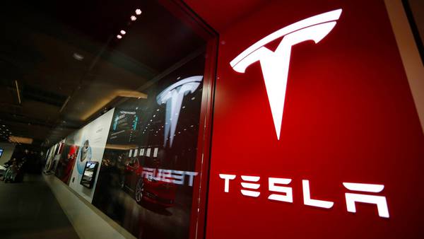 Recall alert: Tesla recalls 130K vehicles after computers overheat, touch screens go blank