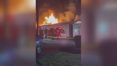 PHOTOS: Car fire spreads to Lynnwood apartment building