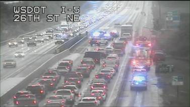 All lanes of northbound I-5 in Everett closed after trooper involved shooting