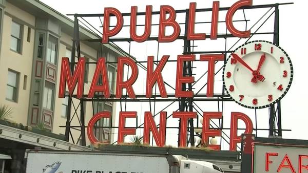  Pike Place Market sign, clock undergoing restoration 