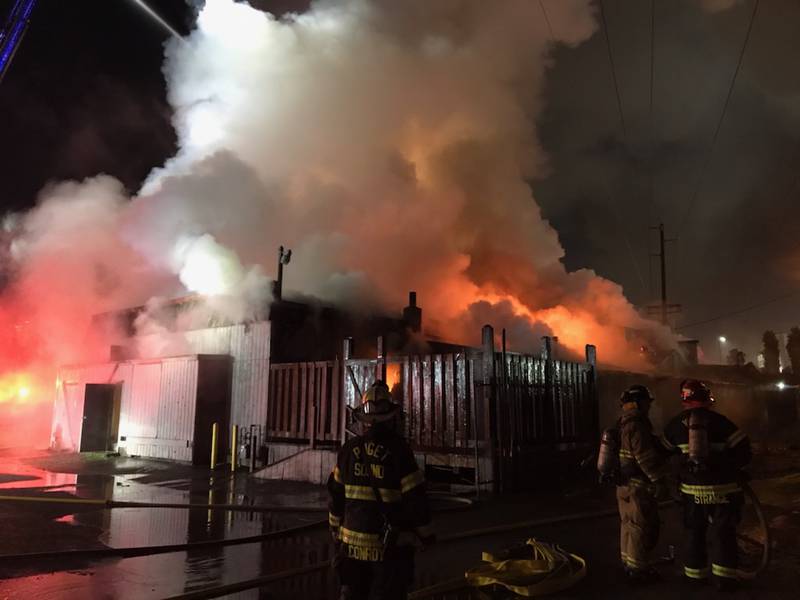 Fire at abandoned restaurant in Auburn