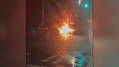 2 dead after car runs red light, crashes, erupts in flames in Tacoma
