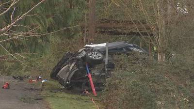 Puyallup Police investigating potential DUI that led to 3 people dying in fiery car crash 