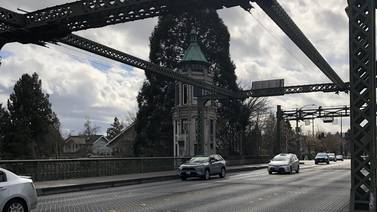 Montlake Bridge to close to all traffic this weekend