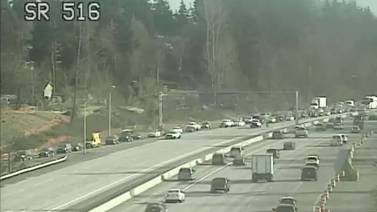 RAW: Incident blocks all lanes of northbound I-5 at SR 516 in Kent