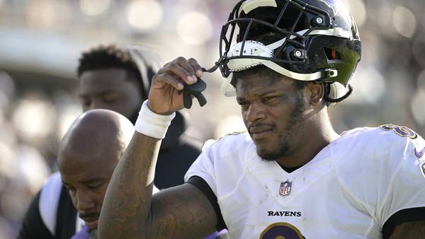 Lamar Jackson reportedly suffered PCL sprain, considered 'week-to-week' by Ravens coach John Harbaugh
