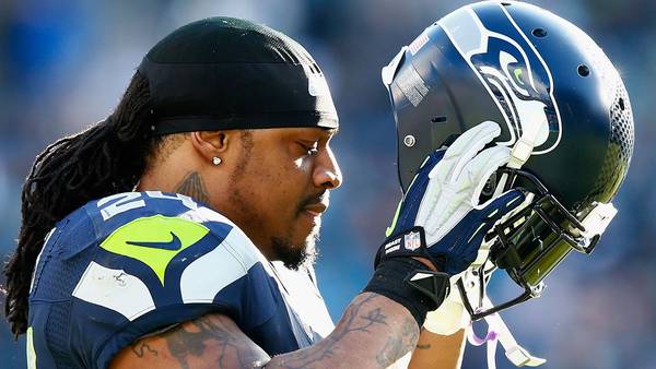 Police: Former Seahawk Lynch ‘asleep behind the wheel’ at time of DUI arrest