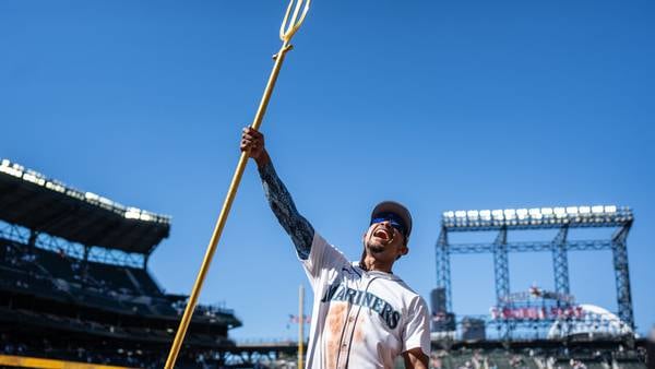 Julio Rodríguez homers, J.P. Crawford drives in three and Mariners beat Orioles 7-3 to avoid sweep