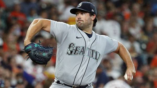 Verlander wins MLB-leading 14th, Astros rout Mariners 11-1