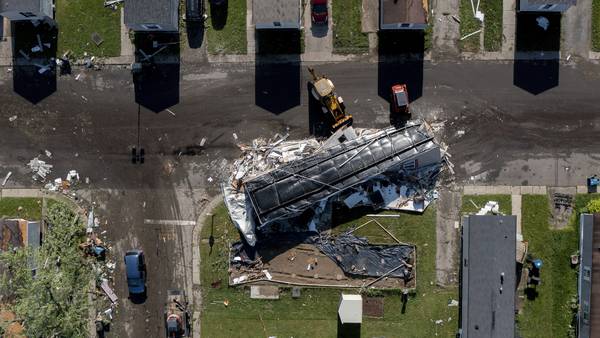 8 tornadoes confirmed in Ohio, 3 in Michigan as severe storms cross US
