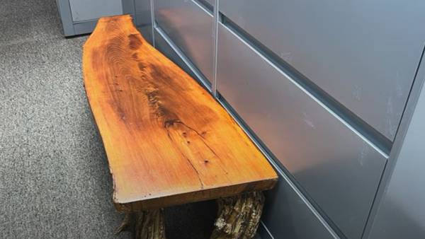 Lynnwood police return unique bench to owner after undercover buy