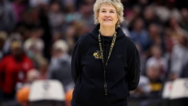 Iowa women's basketball coach Lisa Bluder announces retirement