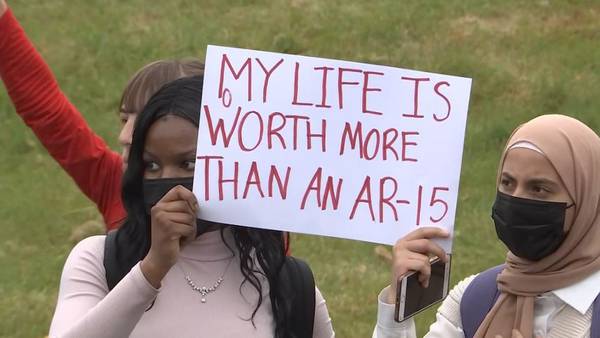 VIDEO: Students walkout to protest gun violence