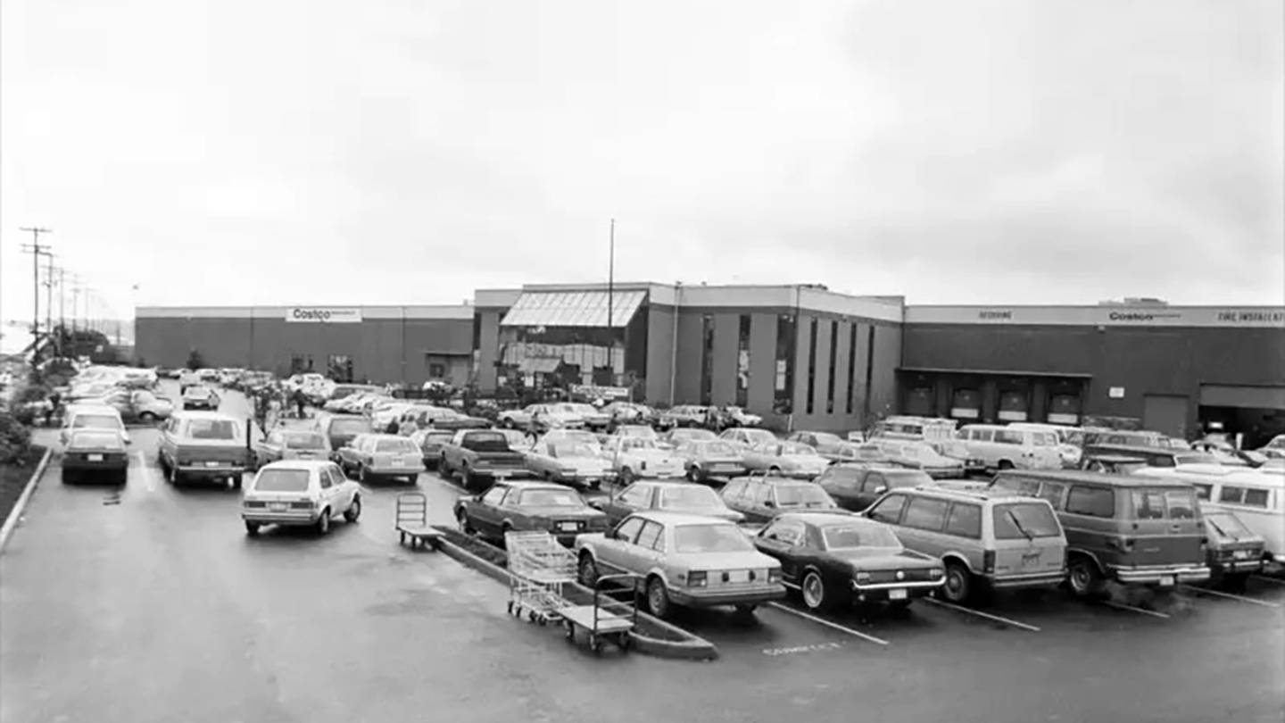 第一家Costco Wholesale恰好在今天40年前开业