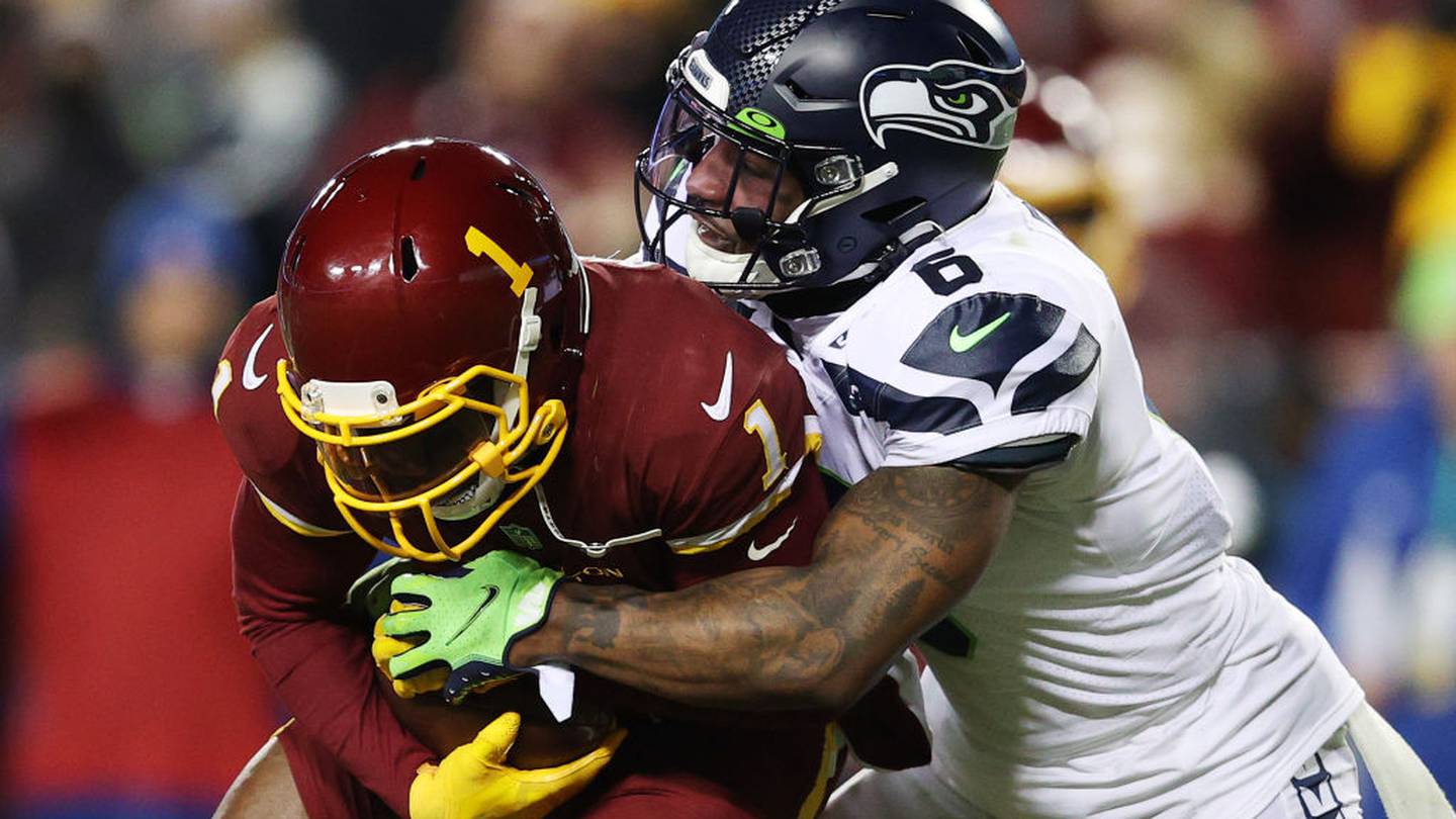 Washington beats Wilson, Seahawks 17-15 for 3rd win in a row - WTOP News