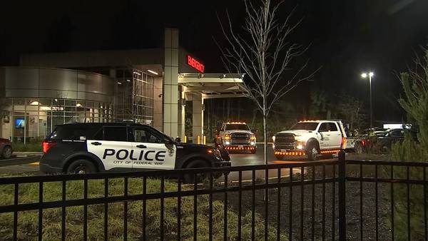 17-year-old shot in chest arrives at Federal Way emergency room