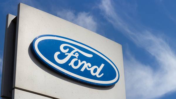 Recall alert: Ford recalling nearly 143K Lincoln SUVs; urges owners to park outside