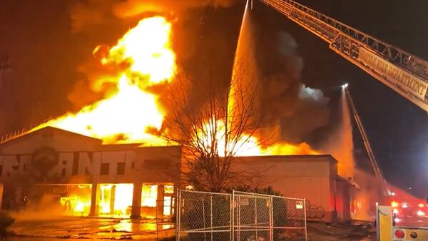 Crews respond to South Seattle commercial building fire, flames seen from flight