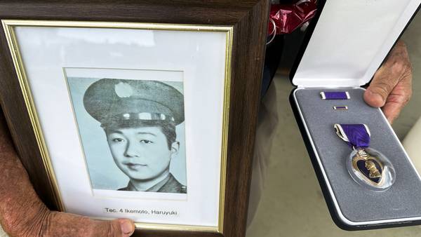 WWII soldiers posthumously receive Purple Heart medals 79 years after fatal plane crash