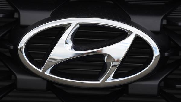 Recall alert: Hyundai recalls 215,000 Sonatas for fuel hose leak