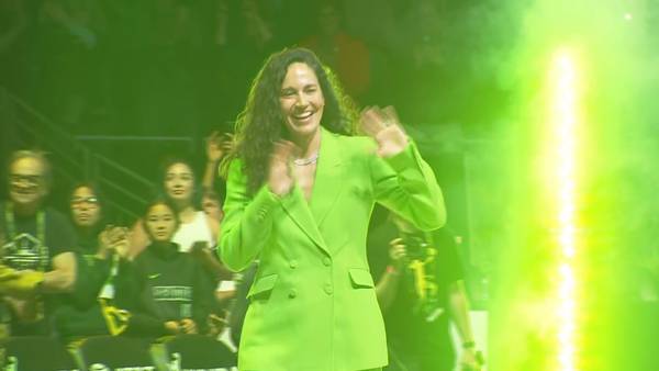Greatest point guard in WNBA history retires jersey at Climate Pledge Arena 