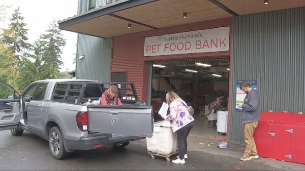 Pet food shortage: Local pet food bank in Bellevue struggles as demand rises