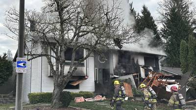 PHOTOS: Firefighters respond to home explosion in Bothell
