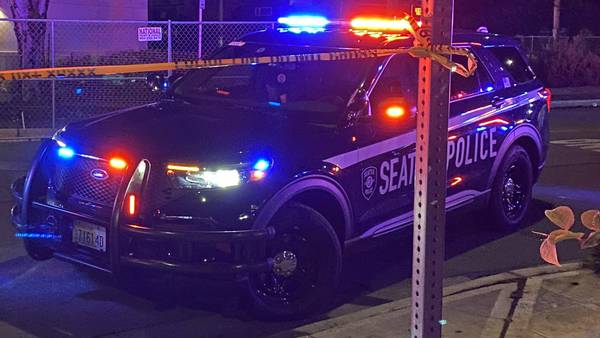 No arrest made after man stabbed to death in South Seattle apartment