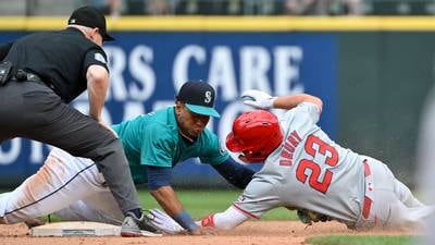 Brandon Drury’s RBI single in the 8th helps Angels beat Mariners 2-1 to complete 3-game sweep