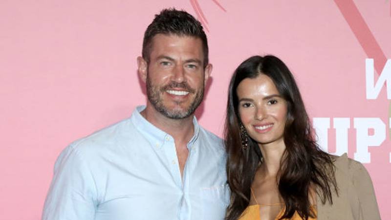 Jesse Palmer and Emely Fardo.